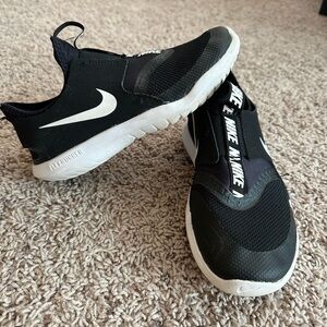Nike flex runners